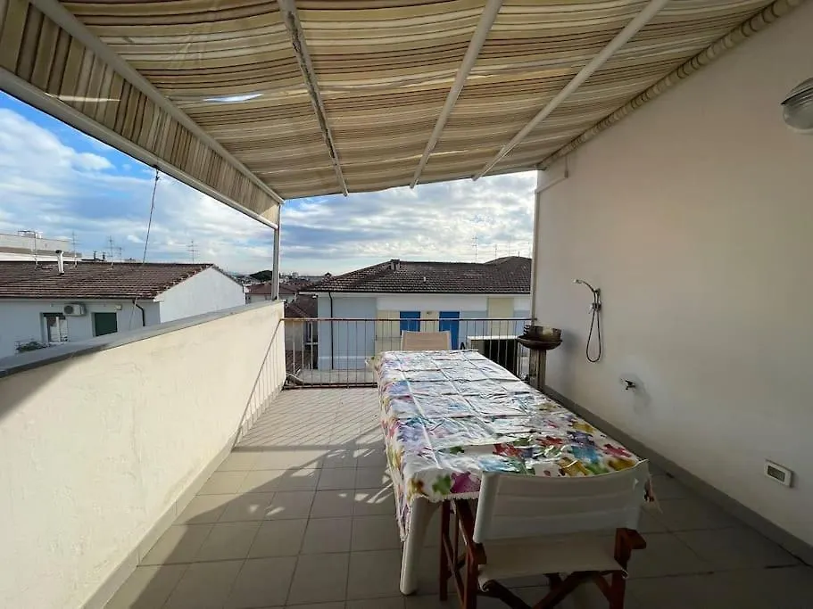 Attico Ampio E Luminoso Con Terrazza Panoramica Apartment Viareggio Italy
