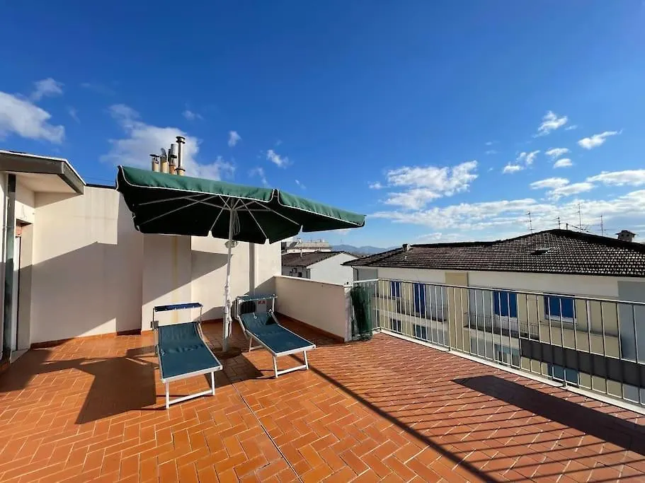 Attico Ampio E Luminoso Con Terrazza Panoramica Apartment Viareggio