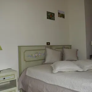 Casa Iliana Apartment